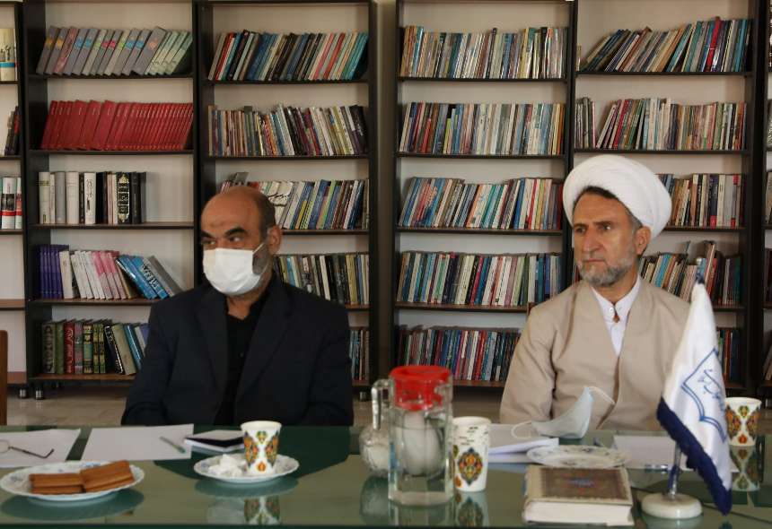 انتشار اسناد تاریخی حوزه قم در دستور کار دبیرخانه صدمین سال تاسیس حوزه قرار گرفت