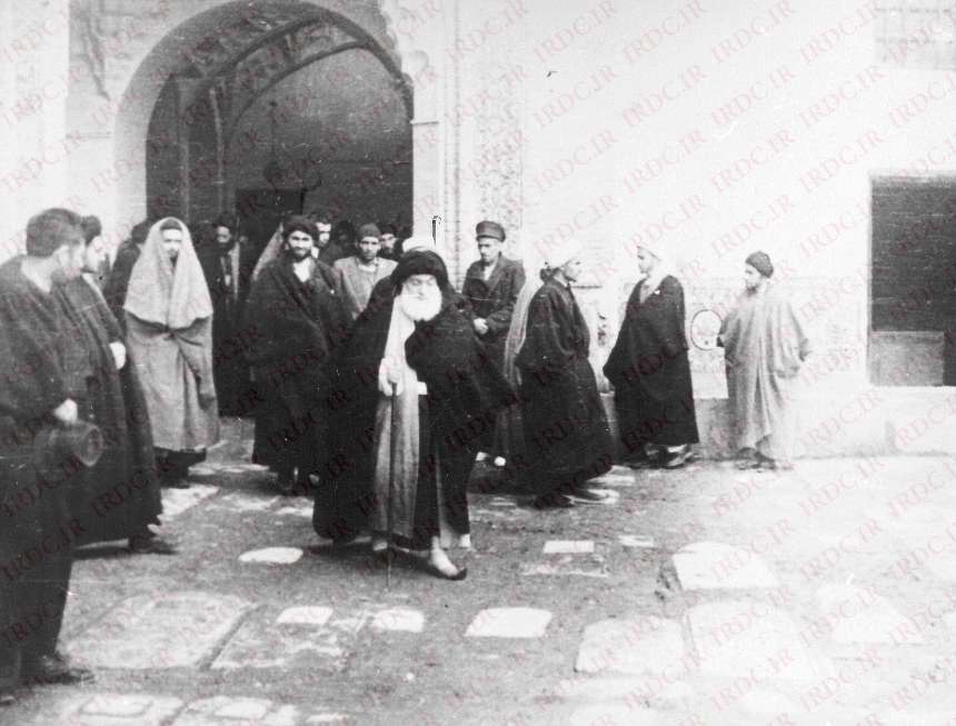 آیت الله بروجردی در آئینه تصویر