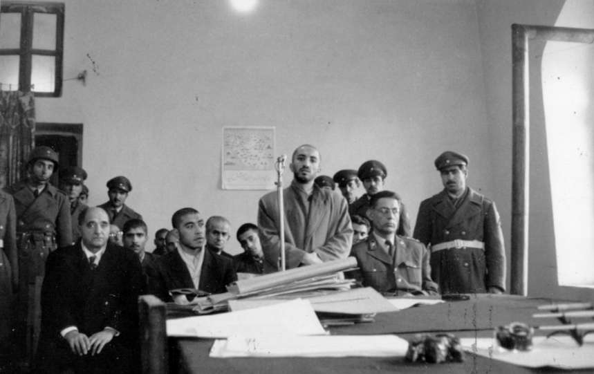 شهید نواب صفوی در بیدادگاه رژیم پهلوی