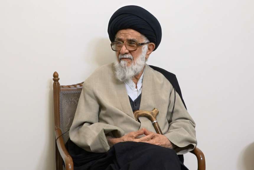 مشی سیاسی و اجتماعی آیتالله شیخ عبدالکریم حائری یزدی در گفتگو با آیتالله سید علی محقق داماد