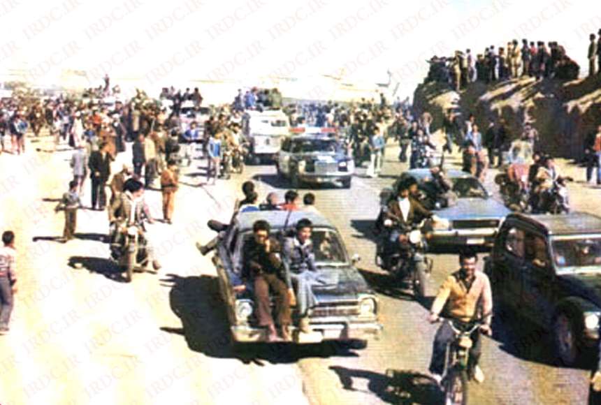 روایتی از استقبال مردم قم از امام خمینی در اسفند 57