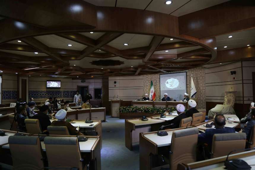 مشروح مراسم رونمایی از کتاب «خفتگان آستان علوی»