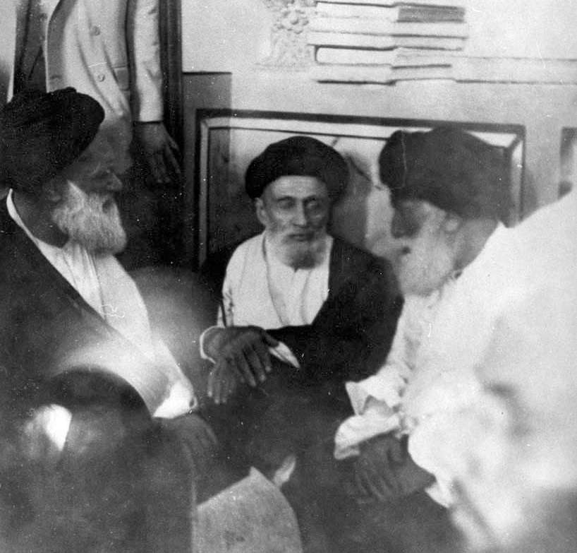 نگاهی به حیات سیاسی و اجتماعی آیت الله کاشانی