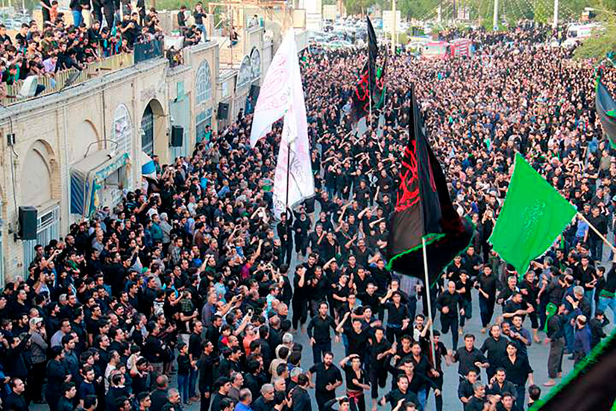 چه کسی پایه گذار سنت سفرهای تبلیغی طلاب در محرم بود؟