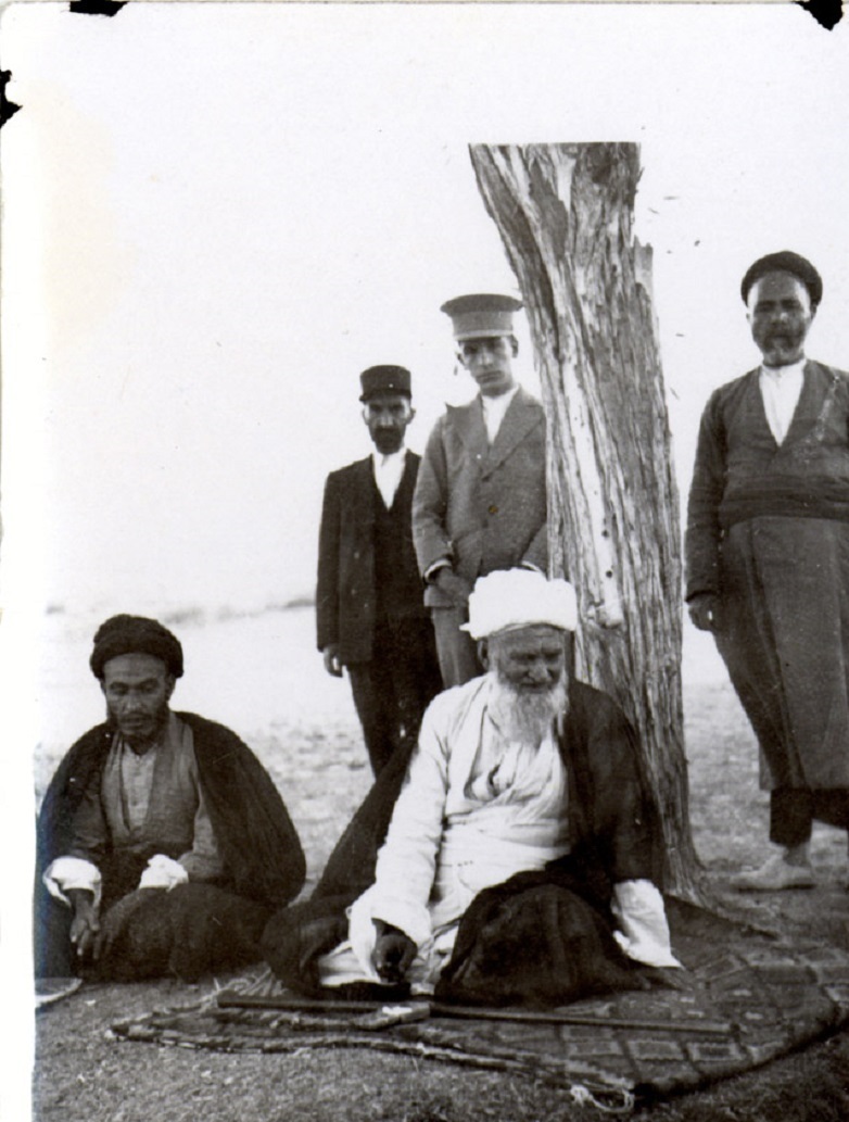 آقای مسجدشاهی گفت قم جای ما نیست، نمیتوانیم با اینطور زندگی بسازیم!