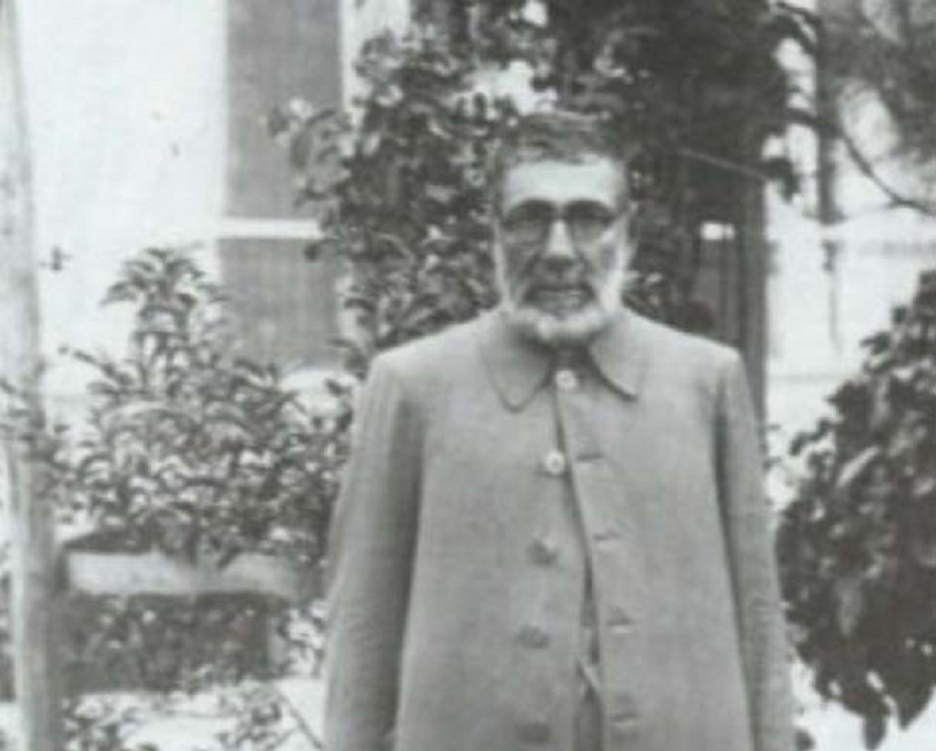 وقتی حاج شیخ «قانون مدنی» را دید گفت: اینکه همان فقه ماست، فقط شما بهجای «مسئله» از واژه «ماده» استفاده کردهاید