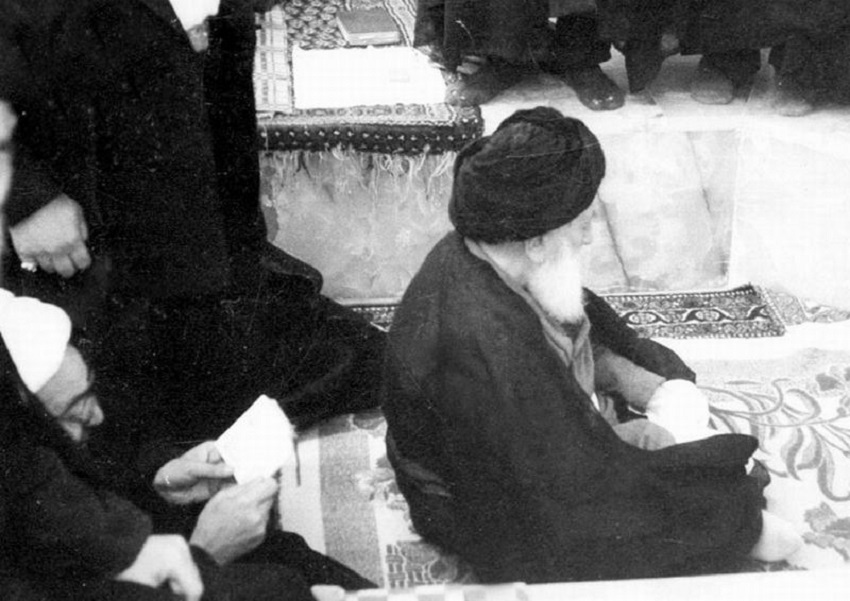 شهید مطهری: آیت الله بروجردی؛ هرگز به فکر حفظ «شئونات» شخصی نبود!