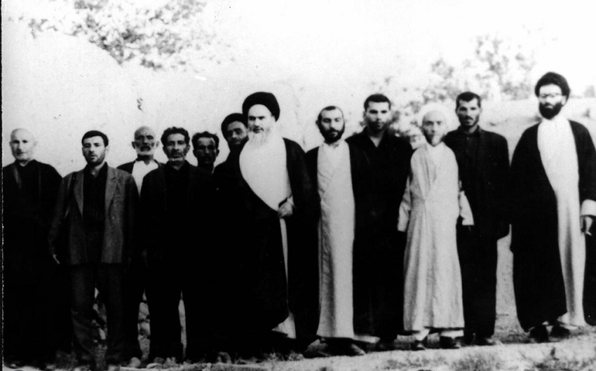 امام خمینی: مبارزه را ادامه میدهم، حتی اگر تکفیر شوم!