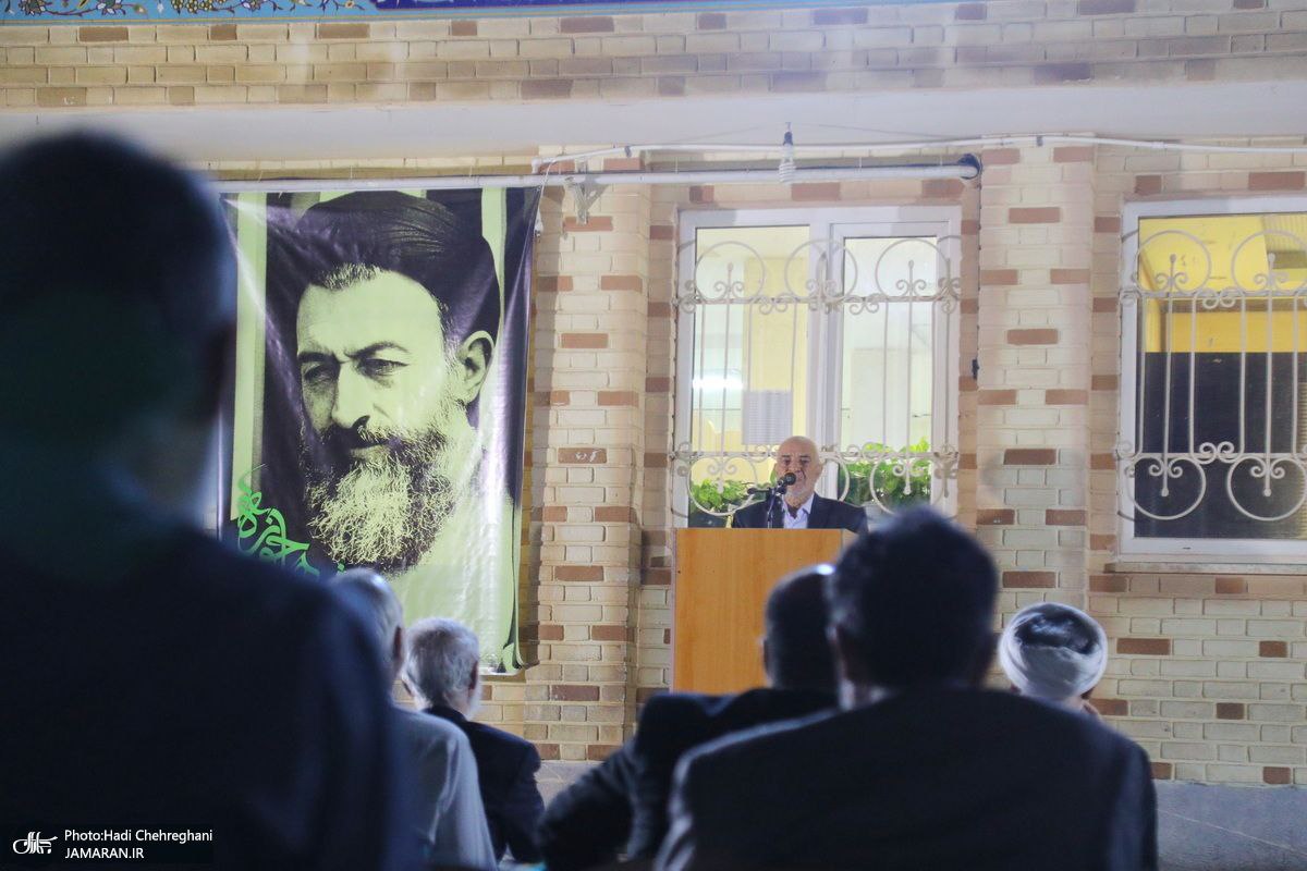 شب مدرسهی دین و دانش برگزار شد