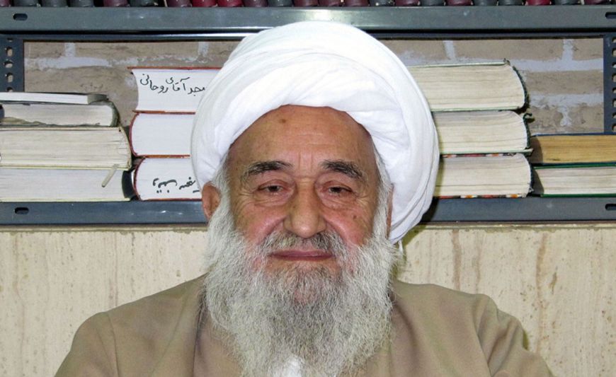 ایشان خود را وقف مردم کرده بود