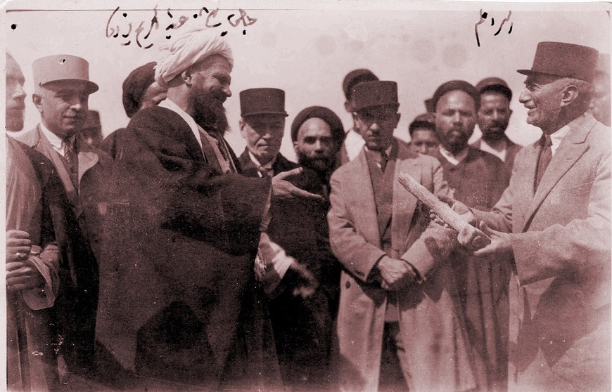 روحانیت به روایت ایرانیکا: شیخ مؤسس